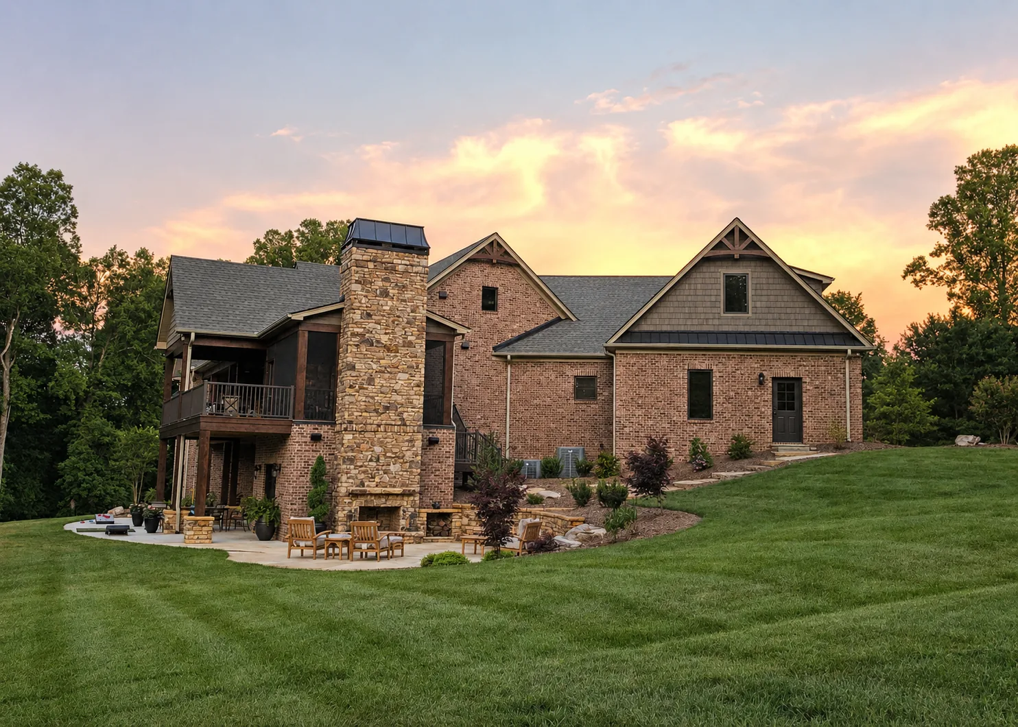Custom luxury home exterior built by Higgins Building Group in Western North Carolina
