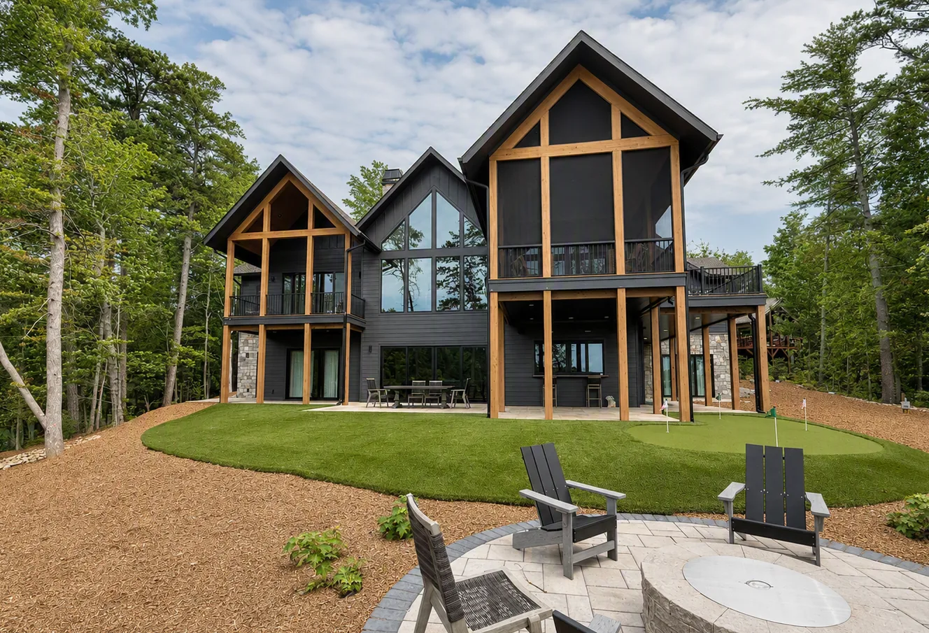 Custom luxury home rear exterior built by Higgins Building Group in Western North Carolina