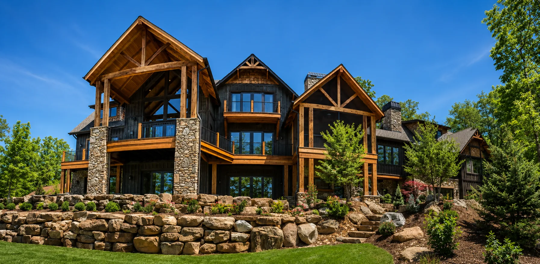 Custom luxury home rear exterior built by Higgins Building Group in Western North Carolina